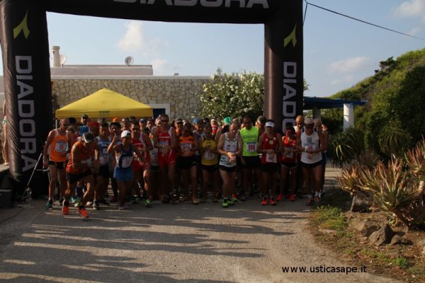4° Giro podistico Isola di Ustica 4^ tappa di 11 Km, luglio 2015 