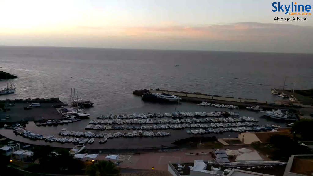 Collegamenti marittimi con Ustica 2016-08-11 06.09.48