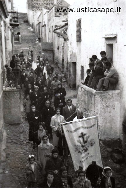 Ustica via Calvario, Processione