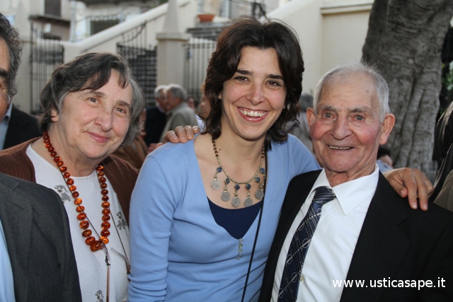 Nonno Pasqualino con Marisa e Margherita 